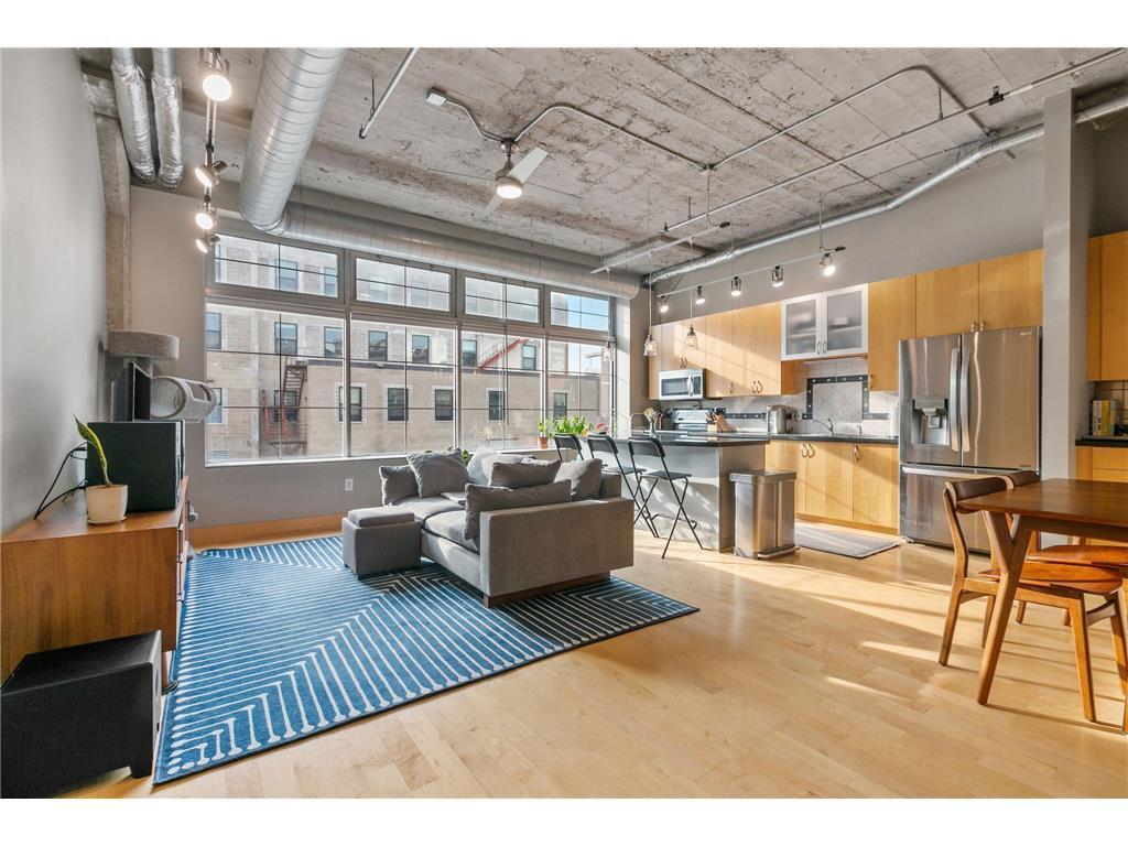 Primary Photo - 918 N 3rd St
