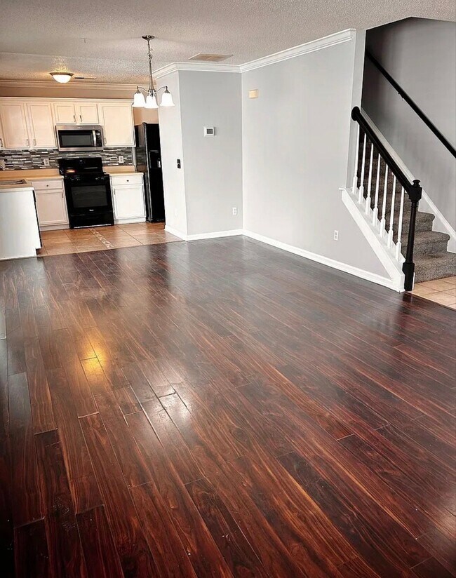 Foto del edificio - 8662 Meadowmont View Dr