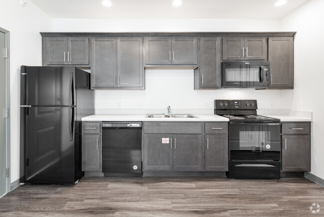 2HAB,1BA,623SF - Landings at Notre Dame Family / Grad Housing