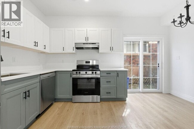 Building Photo - 1329 St Anne St