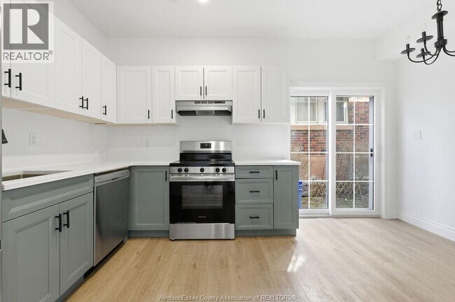 Photo du bâtiment - 1329 St Anne St