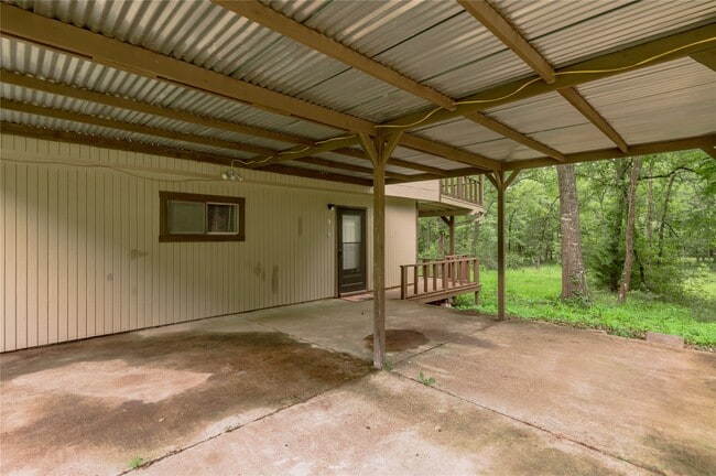 Building Photo - 138 Summer Pl