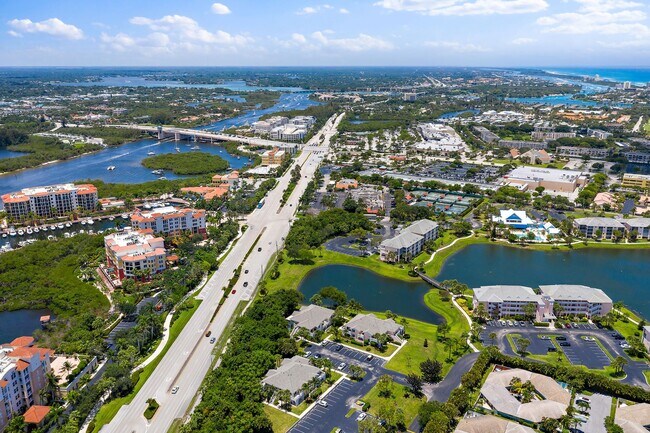 Foto del edificio - 353 S US Hwy 1