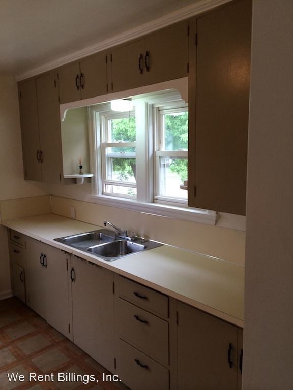 Foto del edificio - 2 br, 1 bath House - 625 Avenue E.