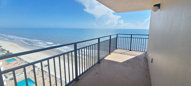 Foto del edificio - 3051 S Atlantic Ave