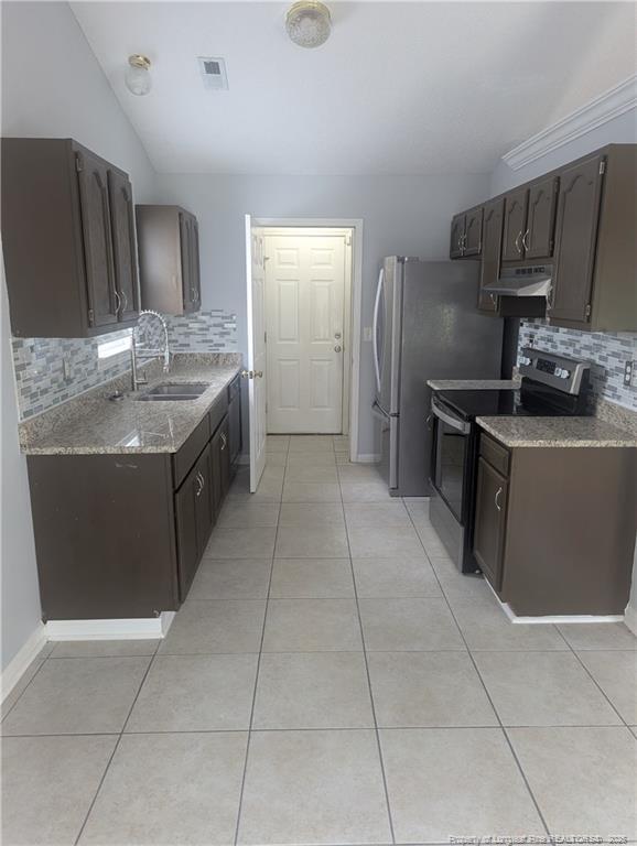 Foto del edificio - 814 Nighthawk Pl