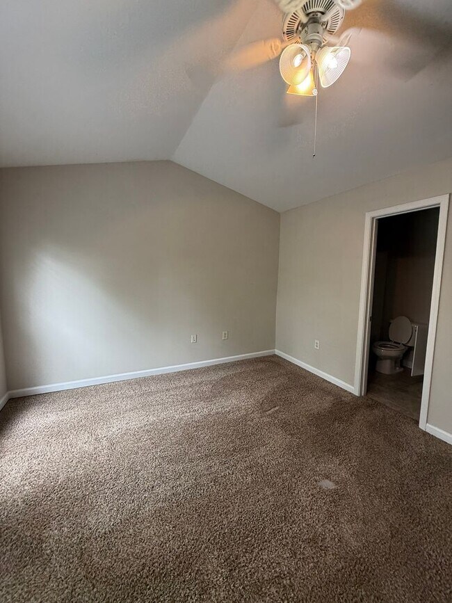 Foto del edificio - 15-1527 Kisling