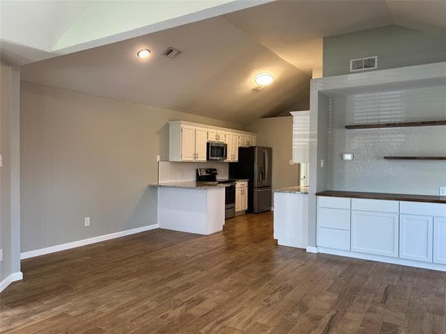 Building Photo - 306 Crowe Dr