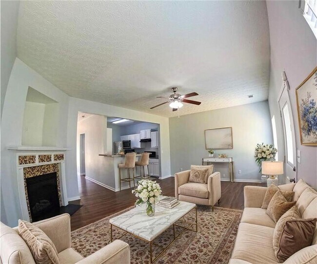 Foto del edificio - 6412 Ellenwood Dr