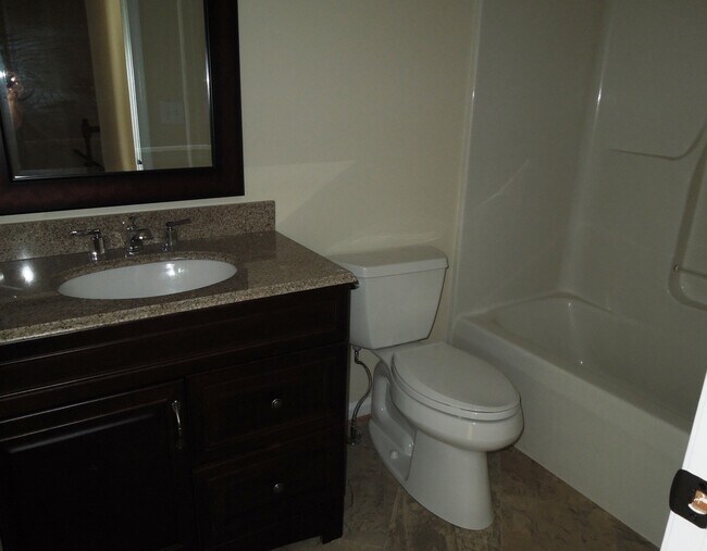 Foto del edificio - Middleburg 3 Bedroom Delight