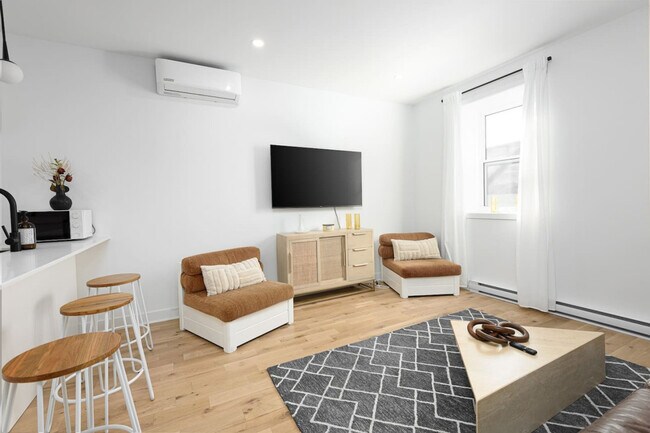 Photo du bâtiment - 3632 Rue Notre-Dame Ouest-SI ID1602232P