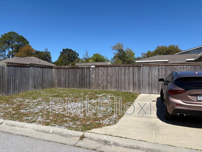 Foto del edificio - 391 Rodeo Dr