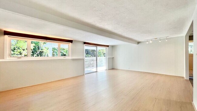 Foto del edificio - 47-159-159 Okana Rd