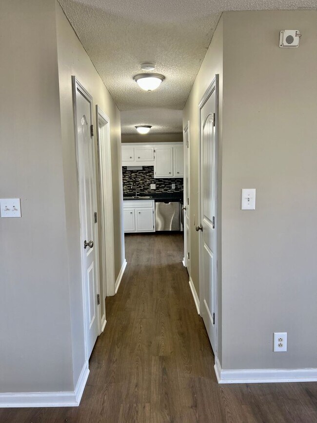 Foto del edificio - Newly Renovated Home Off Trenton Rd!