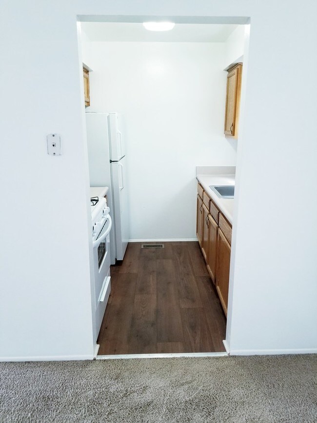 Foto del edificio - 2BR Spartan townhouse- ArborOne