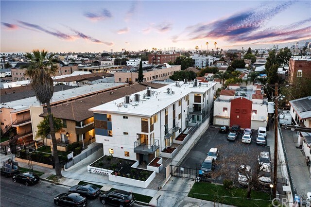Foto del edificio - 1245 N New Hampshire Ave