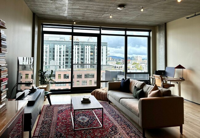 Foto del edificio - 1410 NW Kearney St