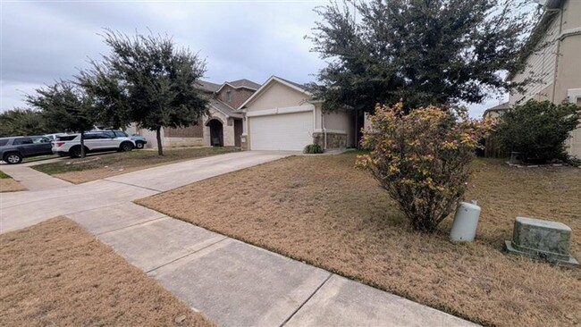 Building Photo - Coming soon: 3BR/2BA Home in Garlic Creek ...