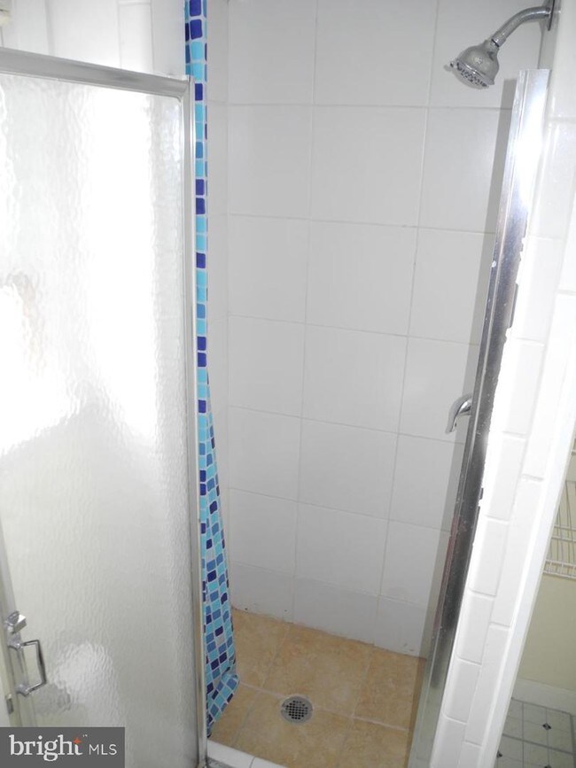 Building Photo - 1700 E Main St