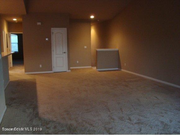 Foto del edificio - 1040 Venetian Dr