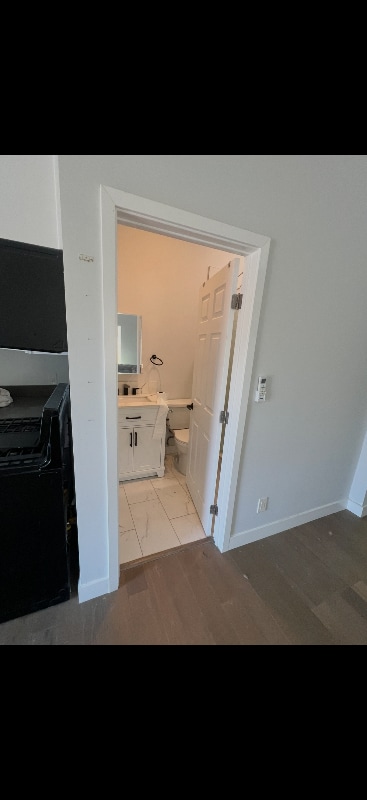 Foto del edificio - 8456 Darby Ave