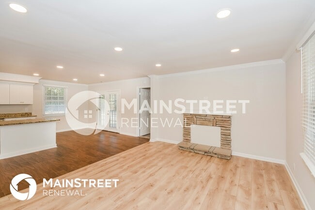 Building Photo - 304 Matterhorn Dr