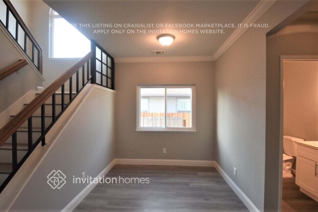 Foto del edificio - 1070 Silk Oak Dr