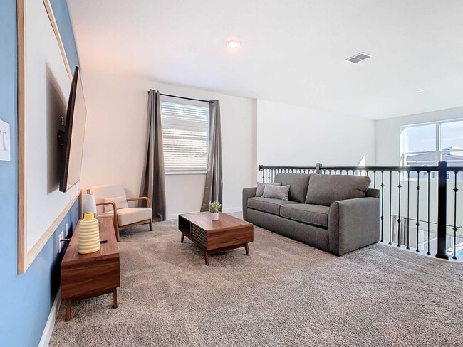 Building Photo - 581 Sticks St