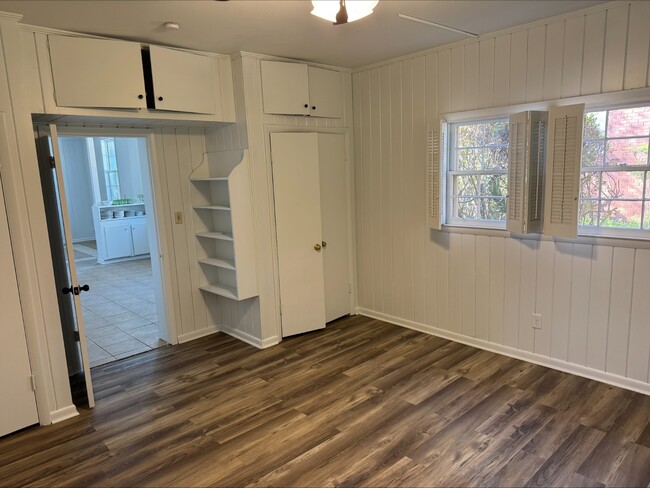 Dormitorio principal - 1904 Jeanette St