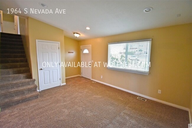 Foto del edificio - No Deposit Option! Ideal 4 Bedroom Provo Home