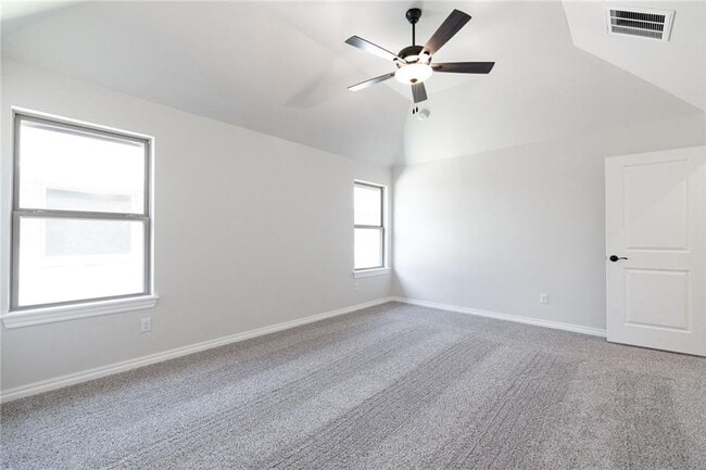 Building Photo - Luxury NEW 3 Bedroom 2 Bathroom Home in Pi...