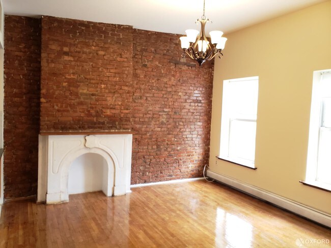 Building Photo - 58 5th Avenue