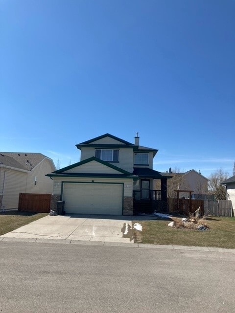 Building Photo - 509 Diamond Crescent