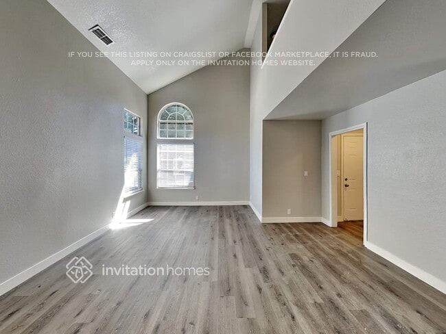 Foto del edificio - 7441 Fireweed Cir