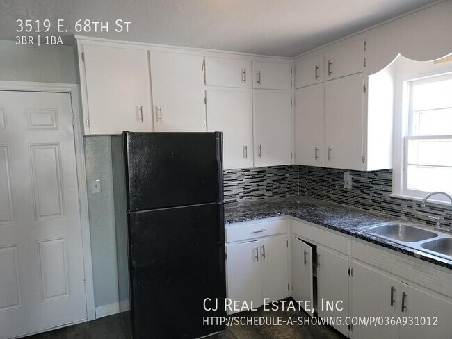 Building Photo - 3519 E 68th St