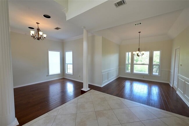 Foto del edificio - 7602 Bellflower Cove