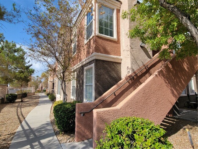 Foto del edificio - 1505 Blackcombe St