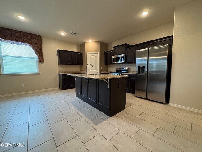 Foto del edificio - 11470 Park Ln