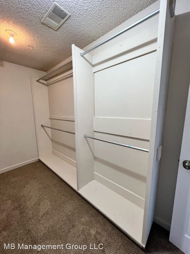 Foto del edificio - 3 br, 2 bath House - 12437 Coursey Blvd.