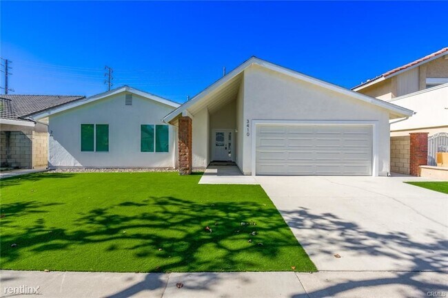 Foto del edificio - 4 br, 2 bath Duplex - 3410 S Woodland Pl