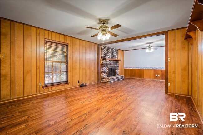Building Photo - 7300 Cypress Ave