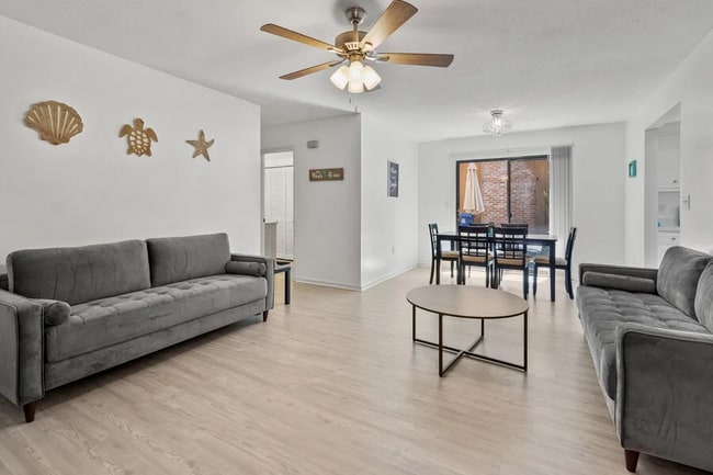 Photo - 601 26th Ave S House