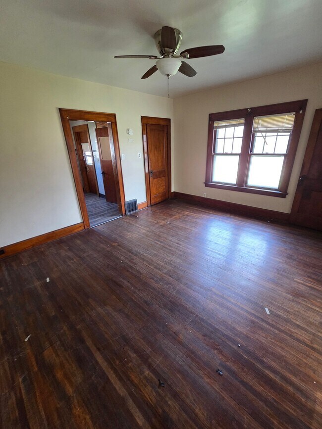Foto del edificio - 1291 S Mahoning Ave