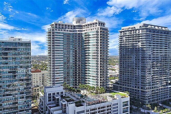 Foto del edificio - 3301 NE 1st Ave