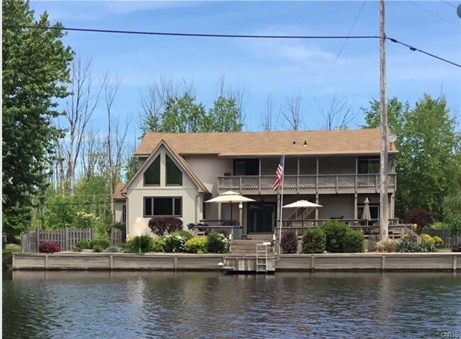 Foto del edificio - 3436 Horseshoe Island Rd