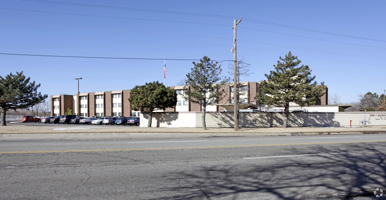 Primary Photo - Danforth Senior Center
