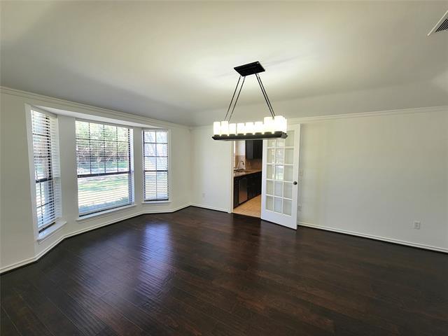 Building Photo - 2800 Loch Haven Dr