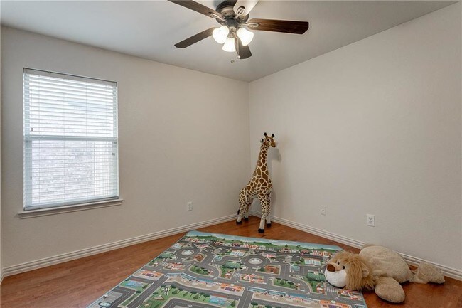 Building Photo - 11501 Lauren Way
