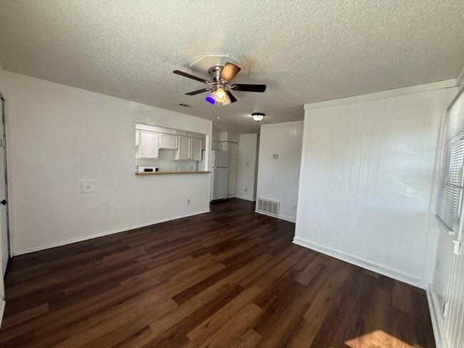 Building Photo - 5312 Humbert Ave