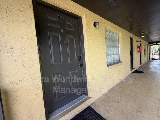 Building Photo - 2305 K-Ville Ave